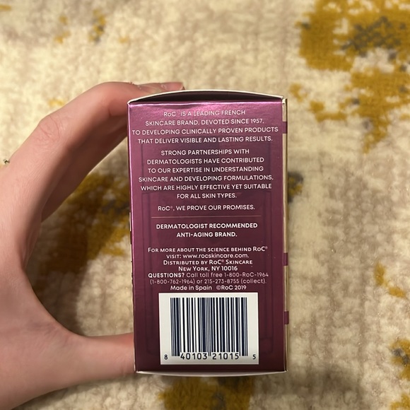 RoC Skincare Retinol Correxion Line Smoothing Night Serum Capsules - Picture 5 of 5